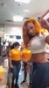 会怀念嘛？此前克莱和女友梅根光临代言的奶茶店甜蜜无比！